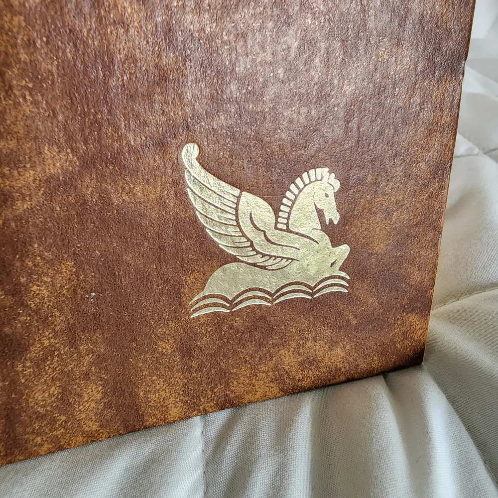 Reader's Digest Condensed Books - Picture 5 of 9